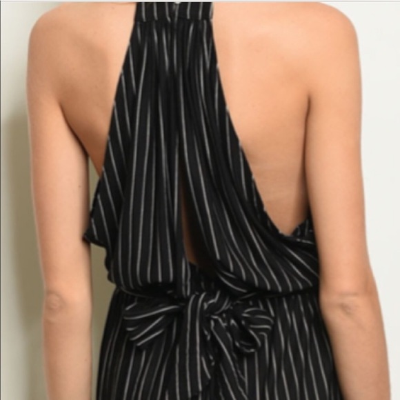 NWT Jumper black with white pin lines S M L - Picture 5 of 5